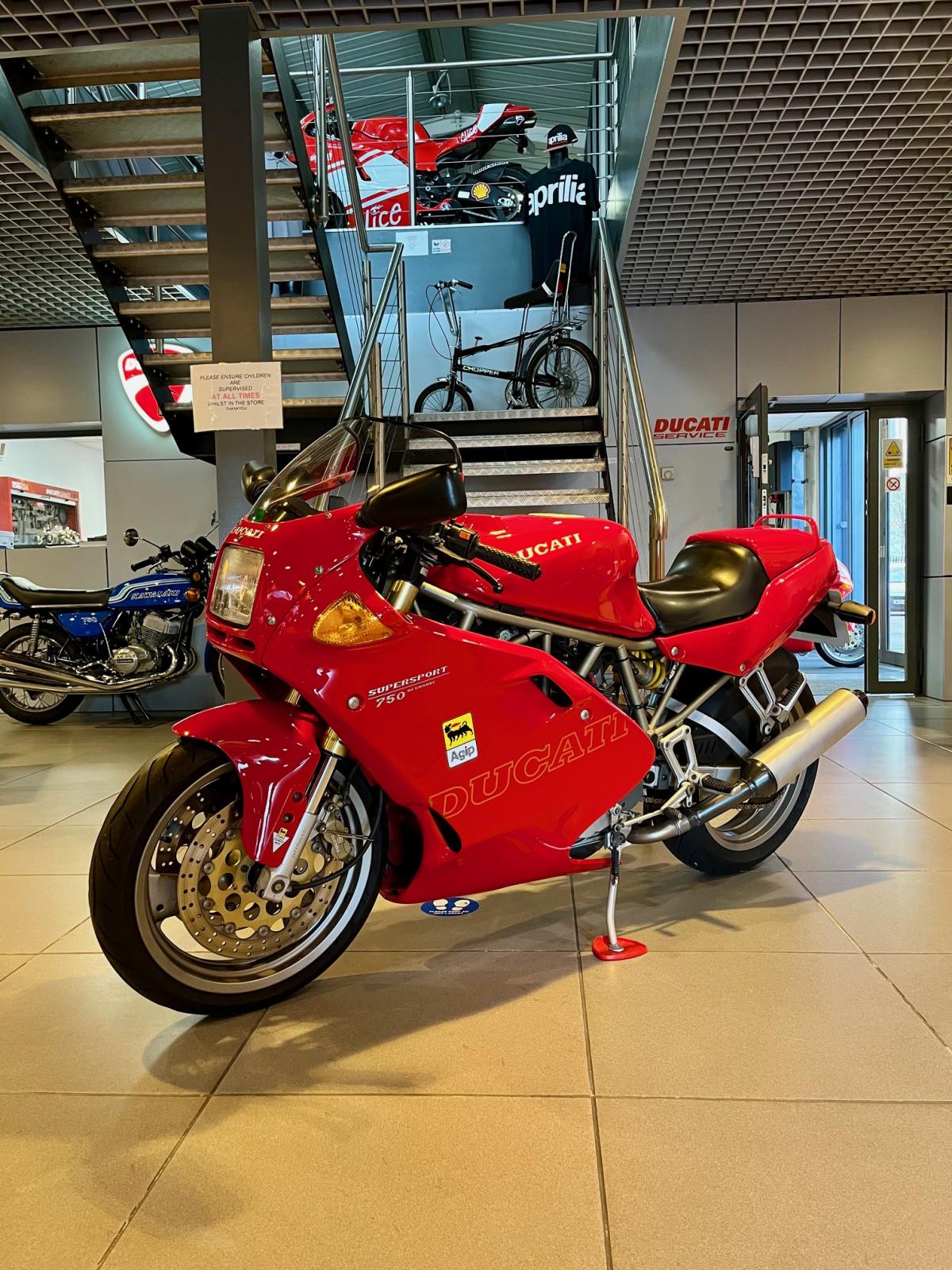 750 SUPERSPORT