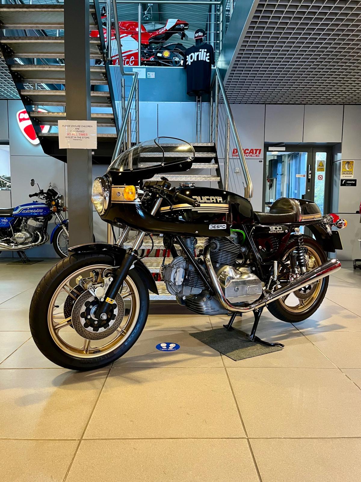 DUCATI 900 SUPERSPOR