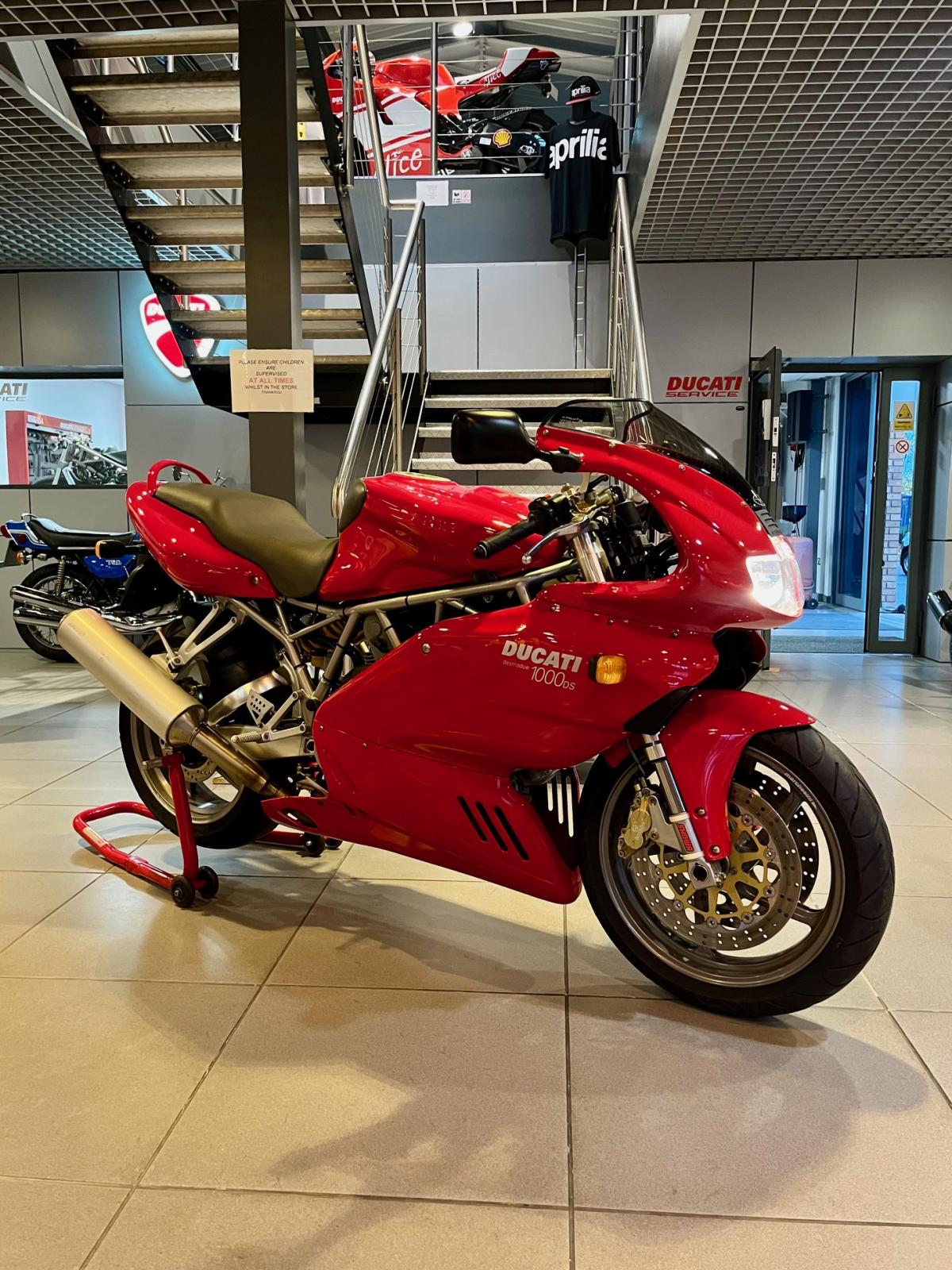 DUCATI SUPERSPORT 10
